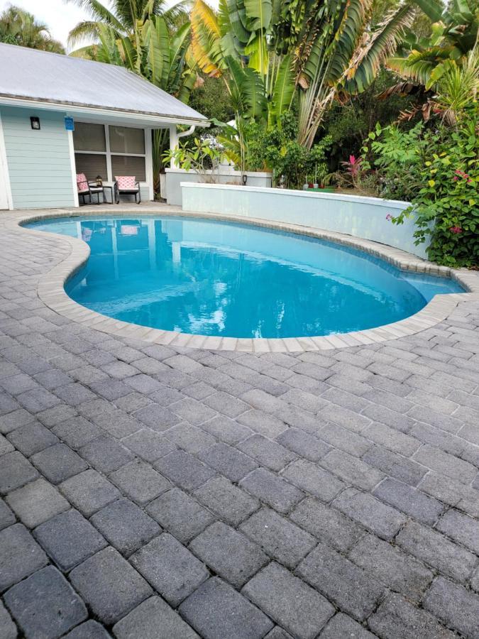 Magical Moroccan Tent With Pool Close To The Beach Fort Pierce Bagian luar foto
